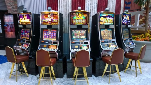 Instant-win card flip game on gogelbet Quickspin